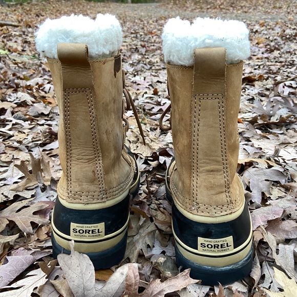 SOREL Caribou. Woman’s Size:10 water proof boot! - Picture 3 of 12